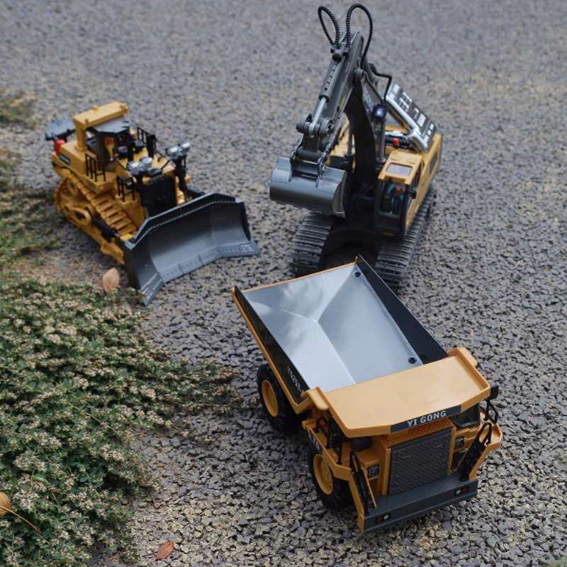 RC Excavator 1:20 Remote Control Truck 2.4G RC Crawler Engineering Vehicle Excavator Truck Radio Control Children's Day Gifts